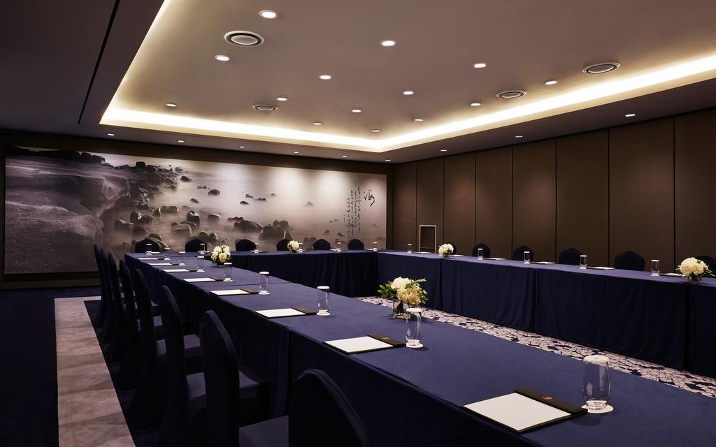 Kensington Jeju Hotel Bagian luar foto Meeting room