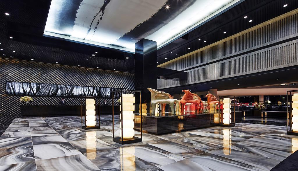 Kensington Jeju Hotel Bagian luar foto The lobby of the hotel